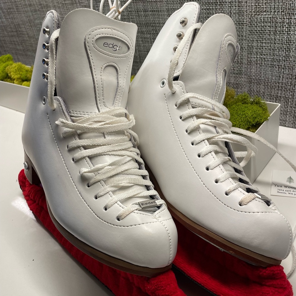 Riedell Edge Women’s White Ice Skates